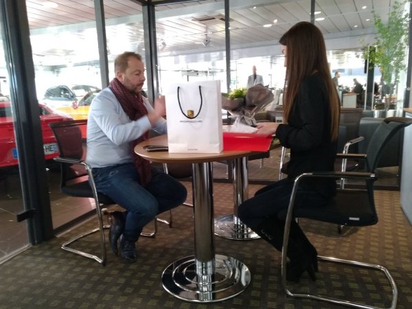 carrosserie eeckhout livraison porsche gt3 touring 2018 02 21 09 16 11