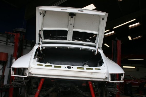 preparation porsche 24s 2008 06 13 11 48 39