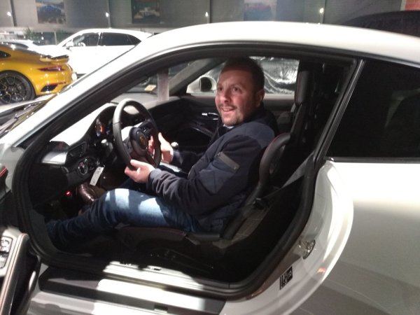 carrosserie eeckhout livraison porsche gt3 touring 2018 02 20 19 38 34