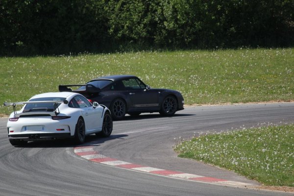 carrosserie eeckhout club porsche clastres 2018 05 06 14 58 03